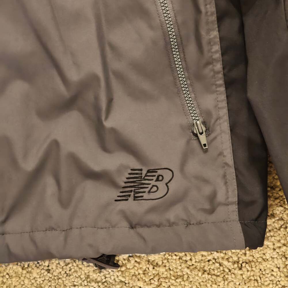 New Balance Vintage Two-Tone Gray and Black Full Zip Windbreaker Jacket Sz Large - Picture 3 of 8